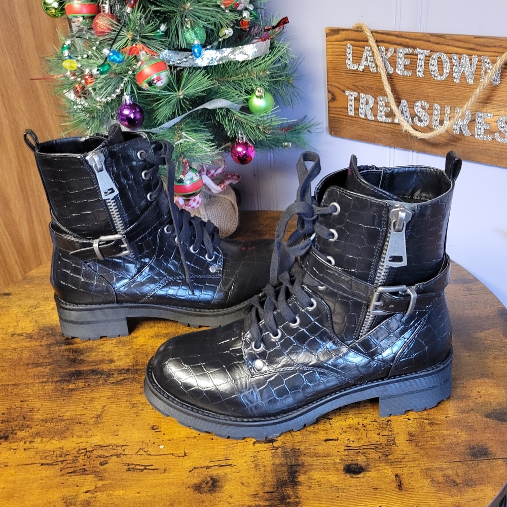 MIA MARCELL women size 8.5 crocembossed boots-black